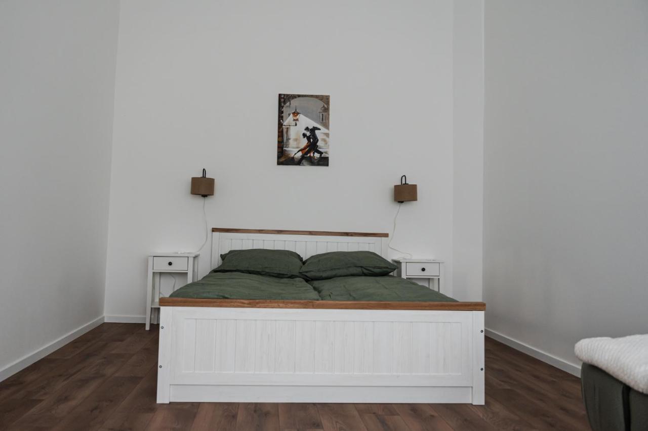 Volenter Lux Apartment Uno Baja Exteriör bild