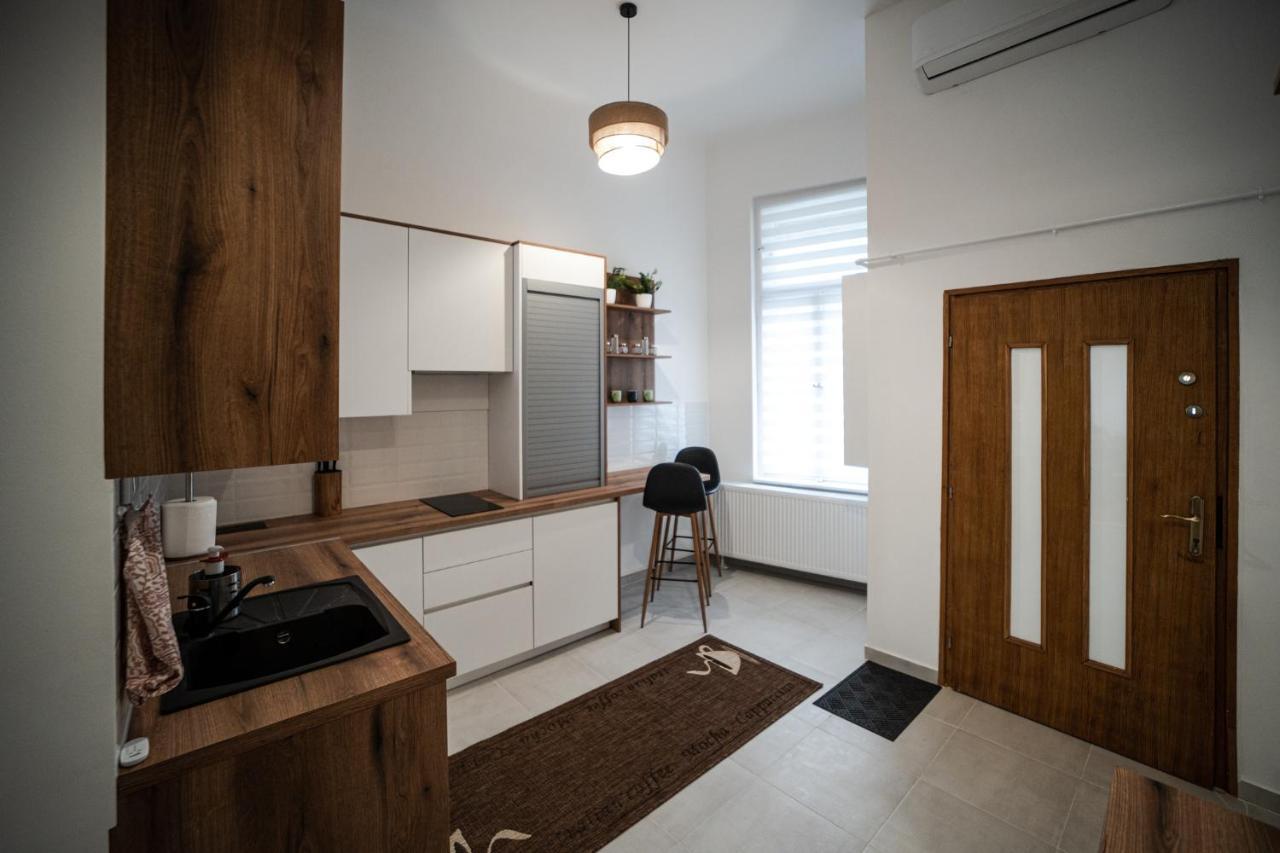 Volenter Lux Apartment Uno Baja Exteriör bild