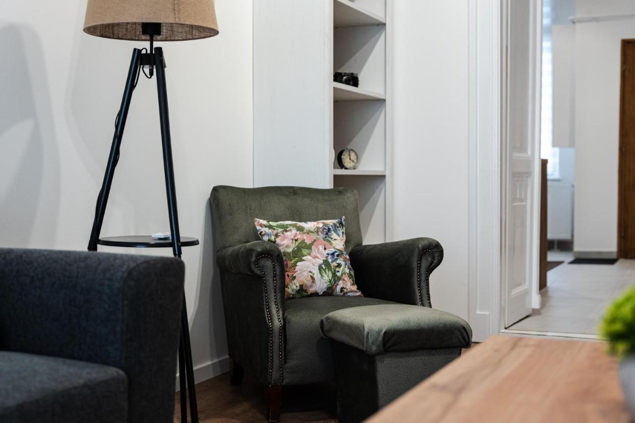 Volenter Lux Apartment Uno Baja Exteriör bild